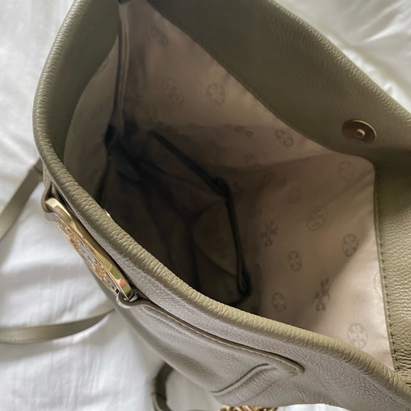 Gently used almost new condition - Picture 4 of 5